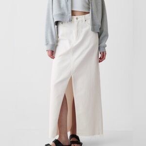 Gap Denim Maxi Skirt White Size 28 | 6P
